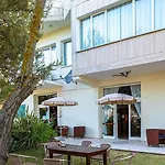 Hotel City Hotel 3*