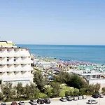 Hotel City 3*
