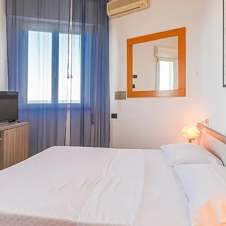 מלון Hotel City