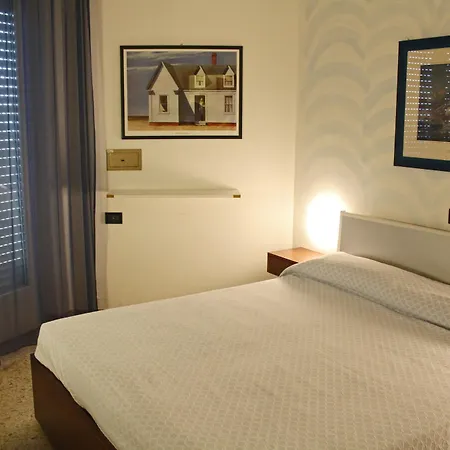Hotel City Hotel 3*