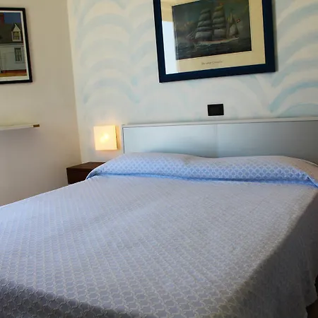 Hotel City מלון מילאנו מריטימה
