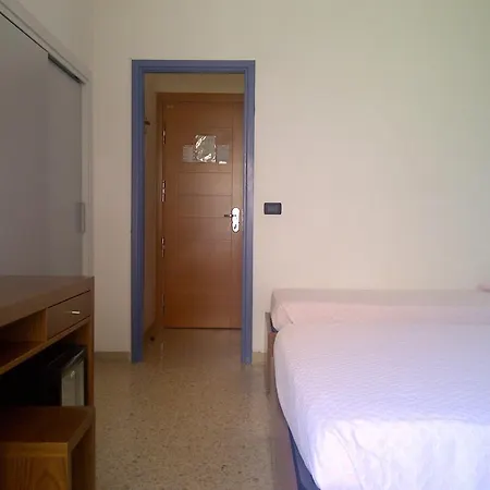 Hotel City 3* מילאנו מריטימה
