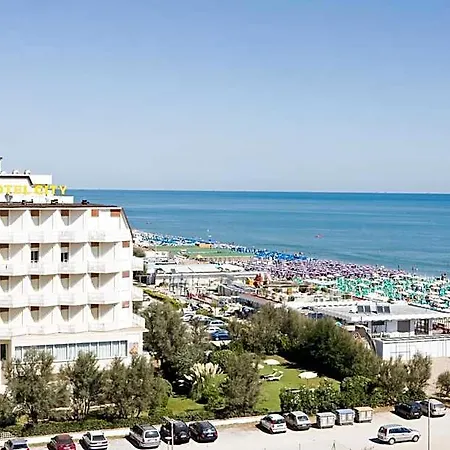 Hotel City 3*