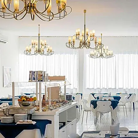 Hotel City Hotel 3*