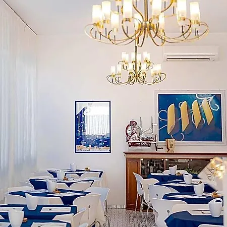 Hotel City 3* מילאנו מריטימה