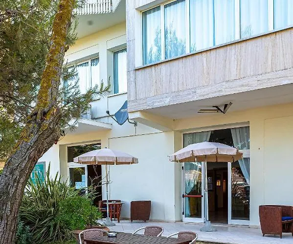 Hotel City Szálloda 3*