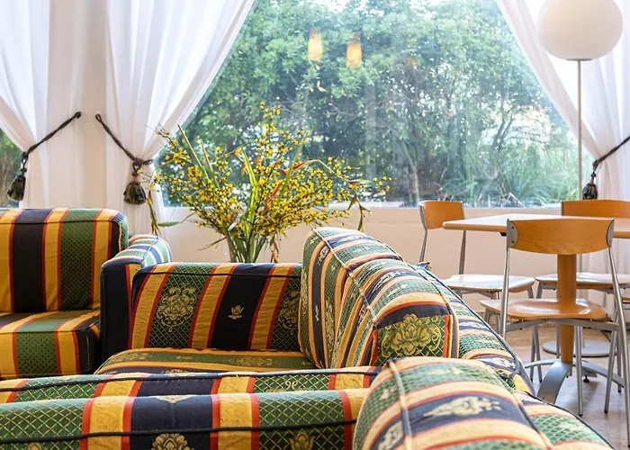 Отель Hotel City