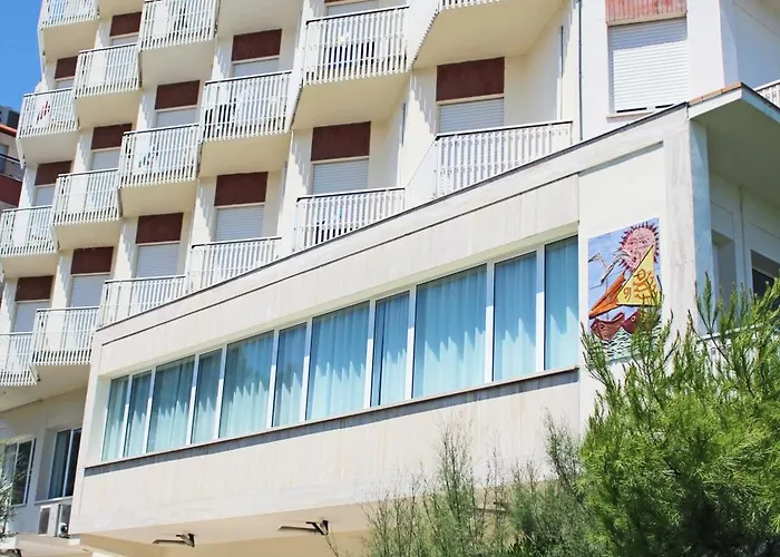 Hotel City ميلانو ماريتيما