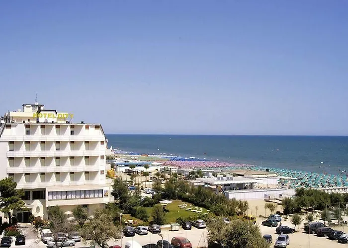 Hotel City ميلانو ماريتيما